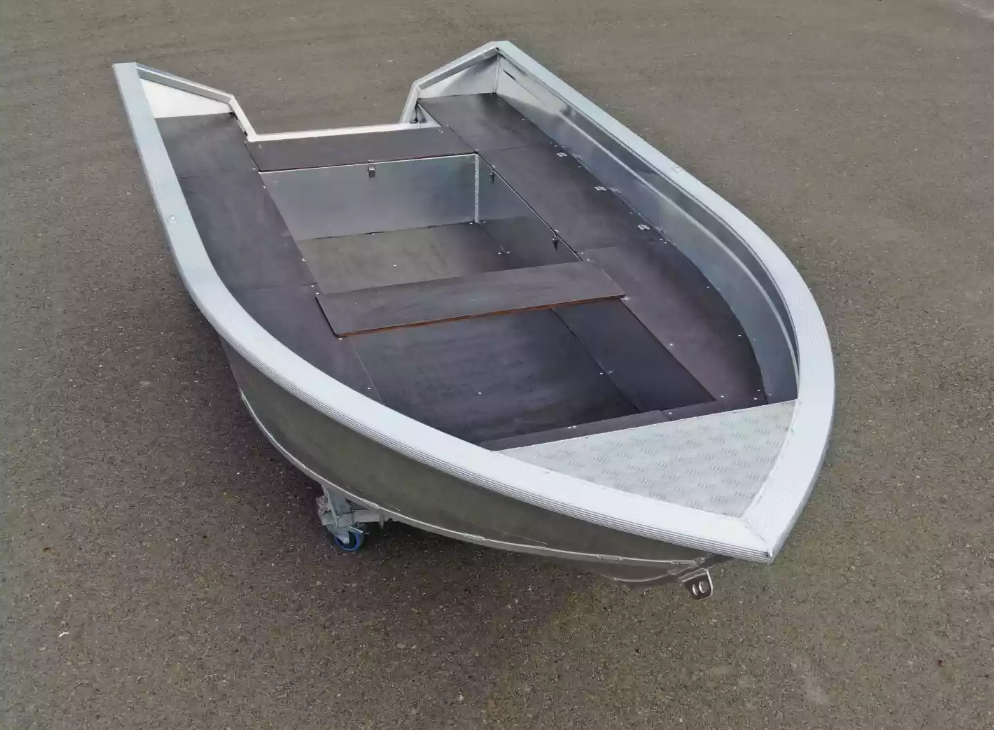 Алюминиевая лодка  Неман-420 в Ярославле