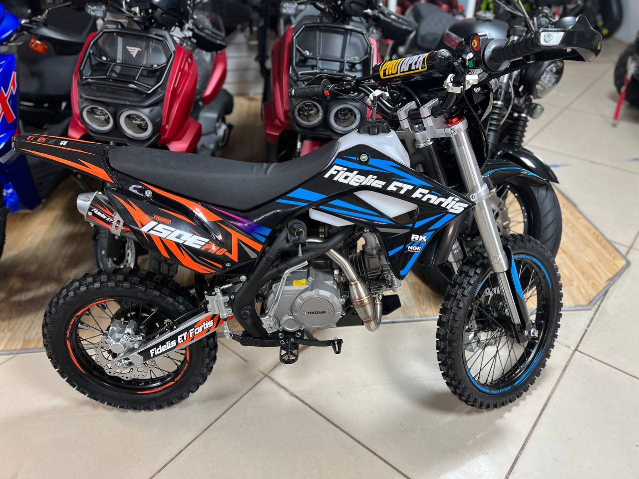 Мотоцикл (питбайк) PROMAX FIDET (ФАЙДЕТ) 190E PRO 17/14 в Ярославле