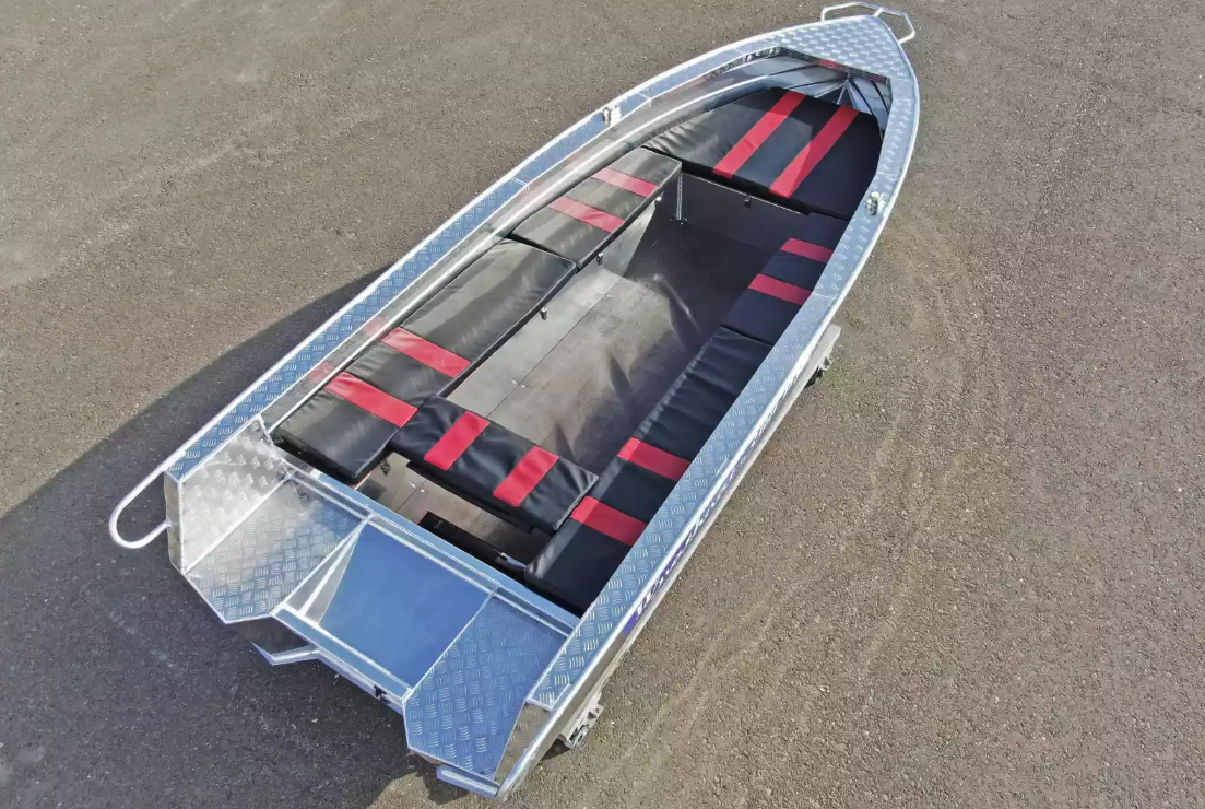 Алюминиевая лодка Wyatboat-390РМ увеличенный борт в Ярославле