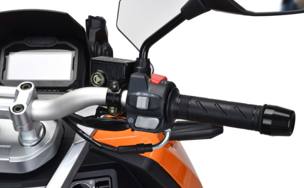 Скутер MOTOLAND (МОТОЛЕНД) T-MAX 150 в Ярославле