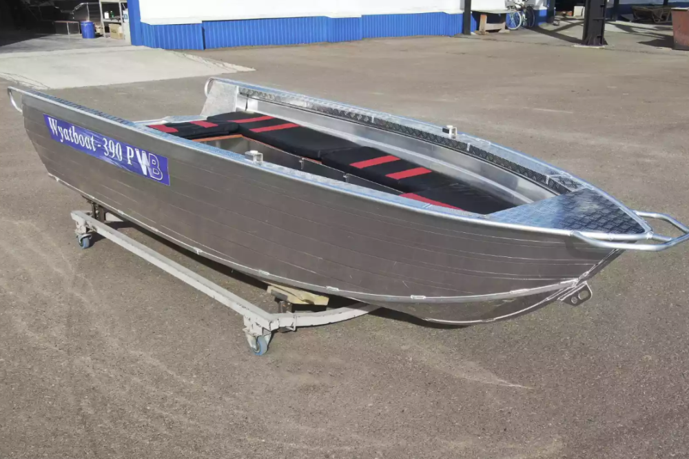 Алюминиевая лодка Wyatboat-390РМ увеличенный борт в Ярославле