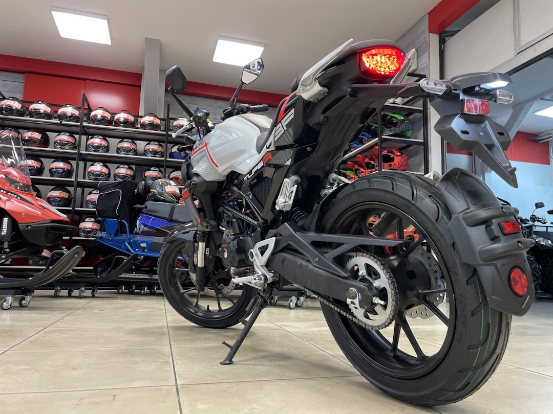 Мопед PROMAX CB150R (49) в Ярославле