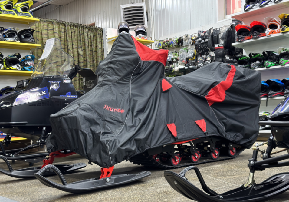 Чехол транспорт. снегохода IKUDZO HUNTER черно-красный Оксфорд ПРЕМИУМ качества с лого IKUDZO в Ярославле