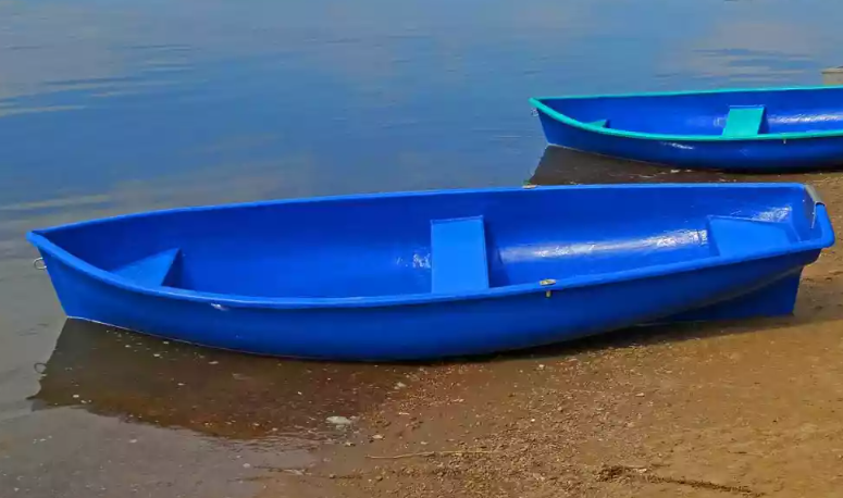 Стеклопластиковая лодка Омуль в Ярославле