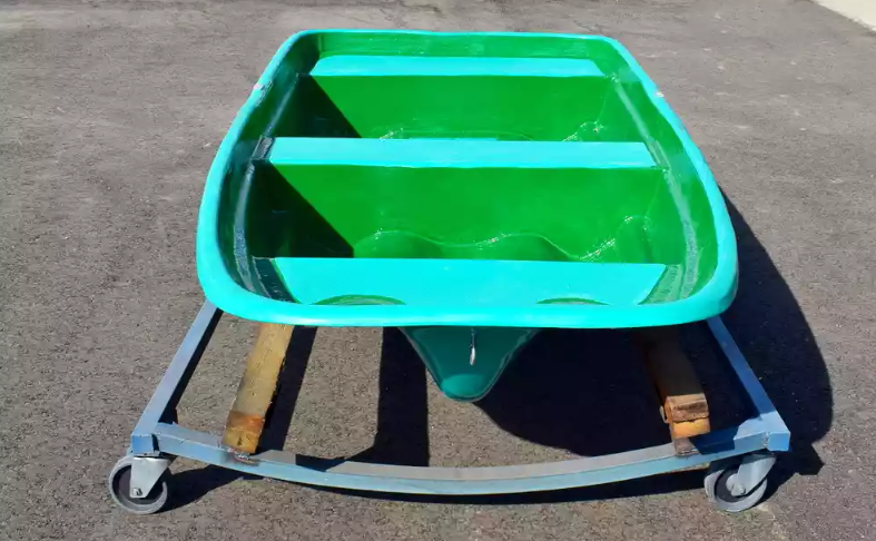 Стеклопластиковая лодка Старт (тримаран) в Ярославле