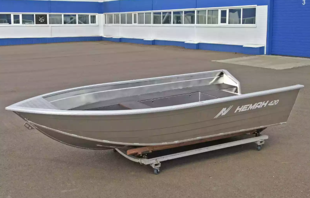 Алюминиевая лодка  Неман-420 в Ярославле