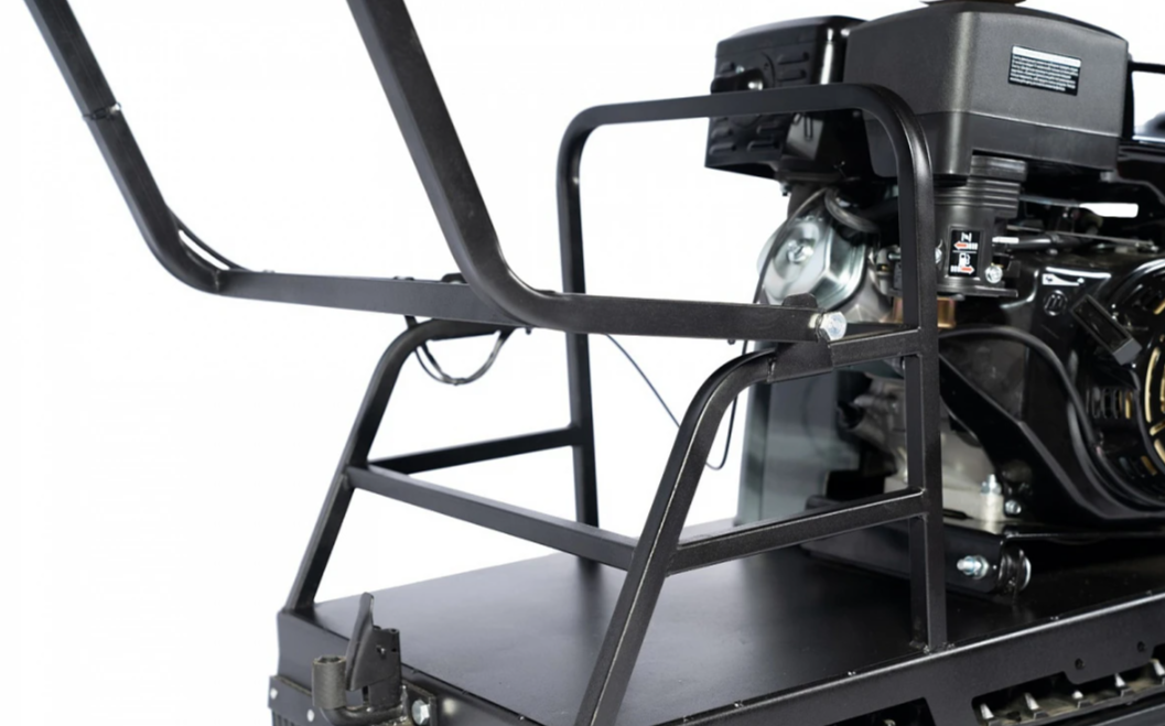 Мотобуксировщик БУРЛАК-M2 LFS 15 л.с. с эл/зап (передний привод, склизы) в Ярославле