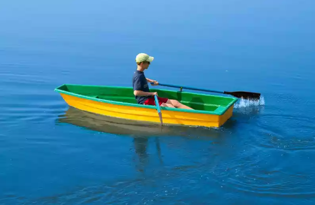 Стеклопластиковая лодка Малютка в Ярославле