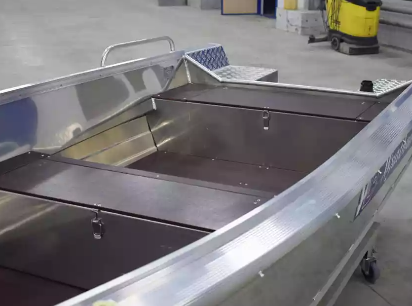 Алюминиевая лодка  Wyatboat-430 Р в Ярославле