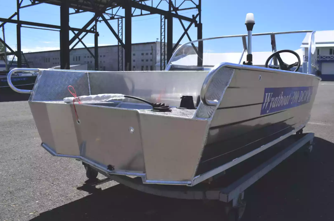 Алюминиевая лодка Wyatboat-390 DCM в Ярославле