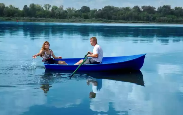 Стеклопластиковая лодка Дельфин в Ярославле