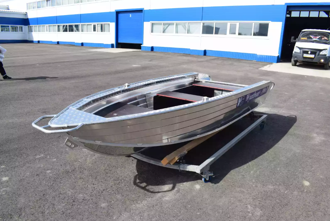 Алюминиевая лодка Wyatboat-390 P в Ярославле