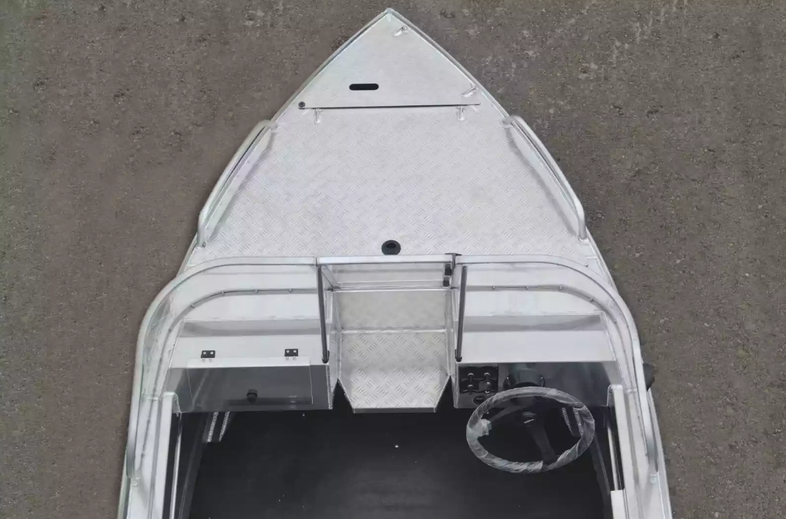 Алюминиевая лодка  Neman-400 PRO в Ярославле