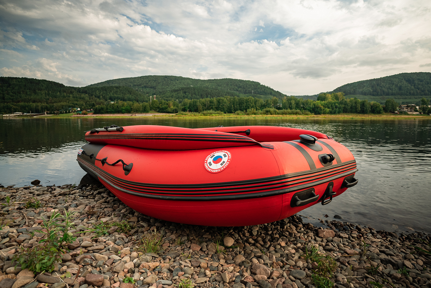 Лодка MISHIMO RIVER FJET PRO 430  под водомет в Ярославле