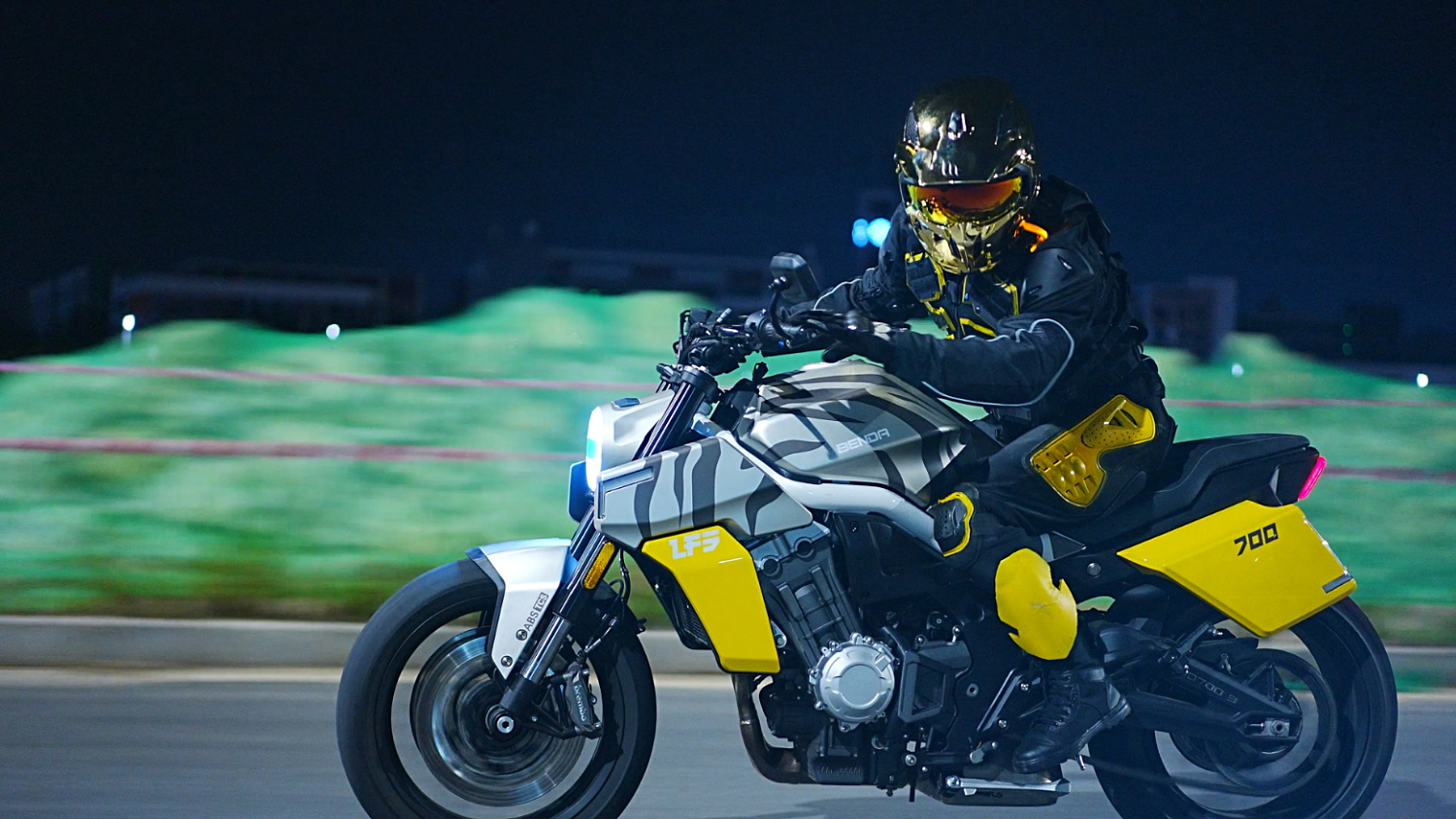 Мотоцикл Benda LFS 700 в Ярославле